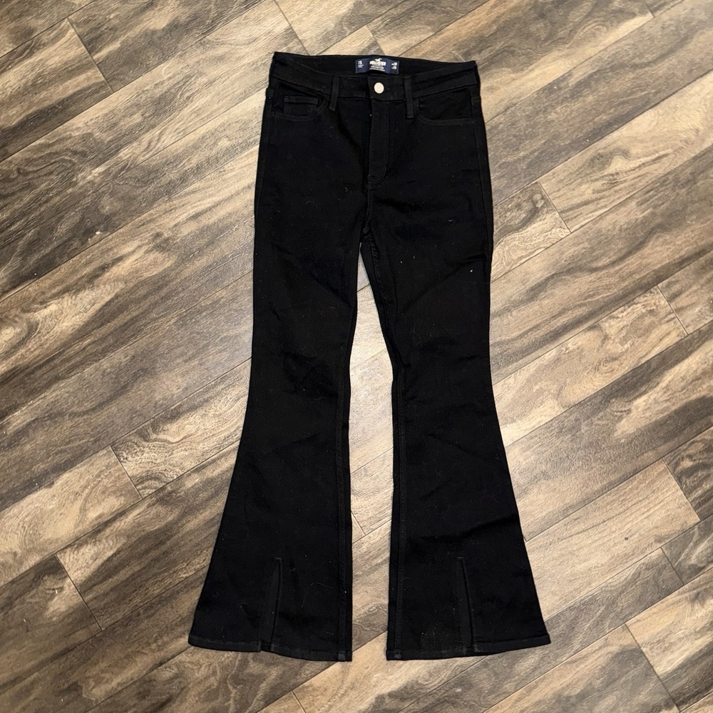 Hollister High-Rise Flare Denim Jeans Women's Size 7S Black Front-Slit Hems